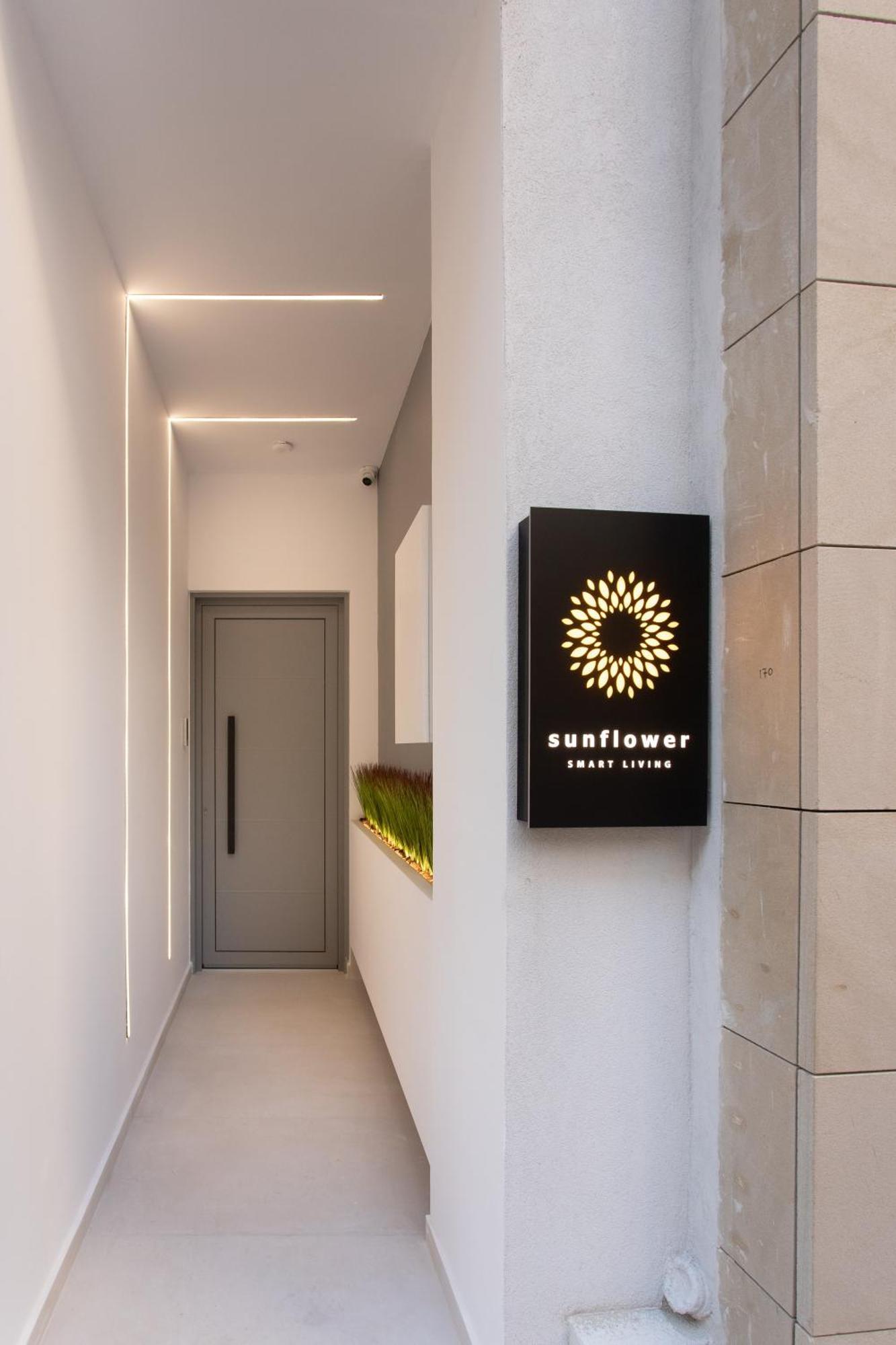 Sunflower Smartliving Suites Héraklion Extérieur photo