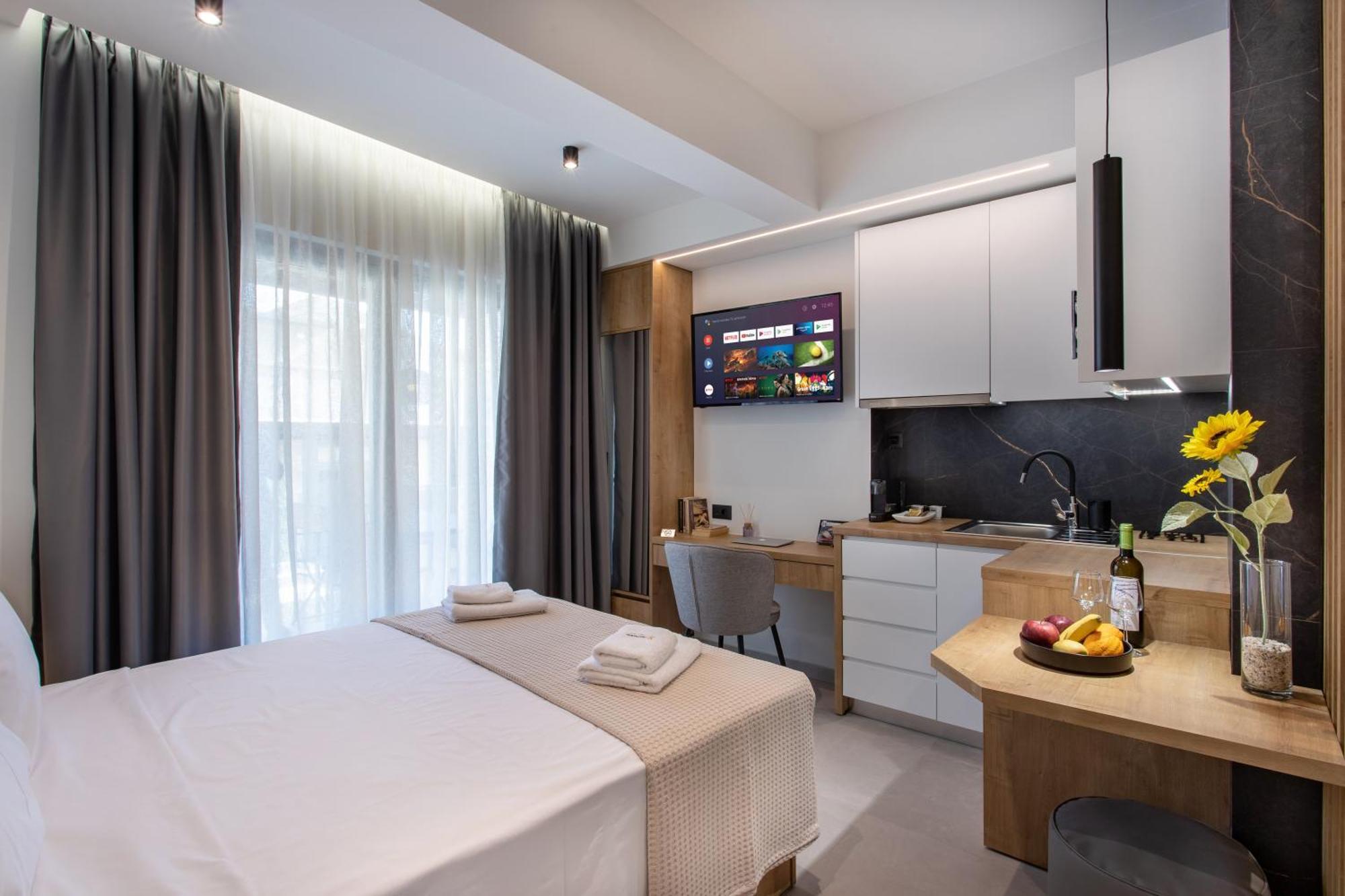 Sunflower Smartliving Suites Héraklion Extérieur photo